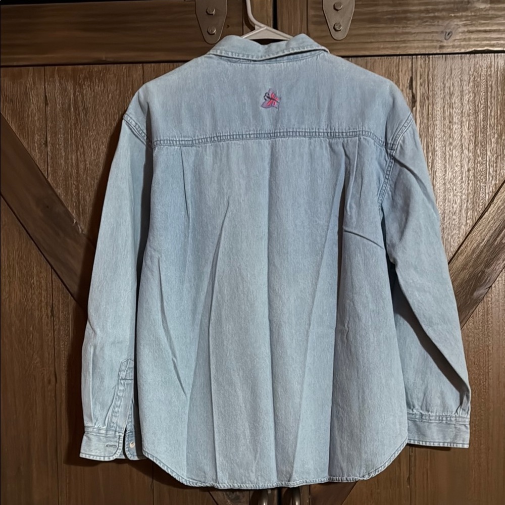Northern Reflections Blue Floral Embroidered Button Down Shirt - Picture 2 of 3